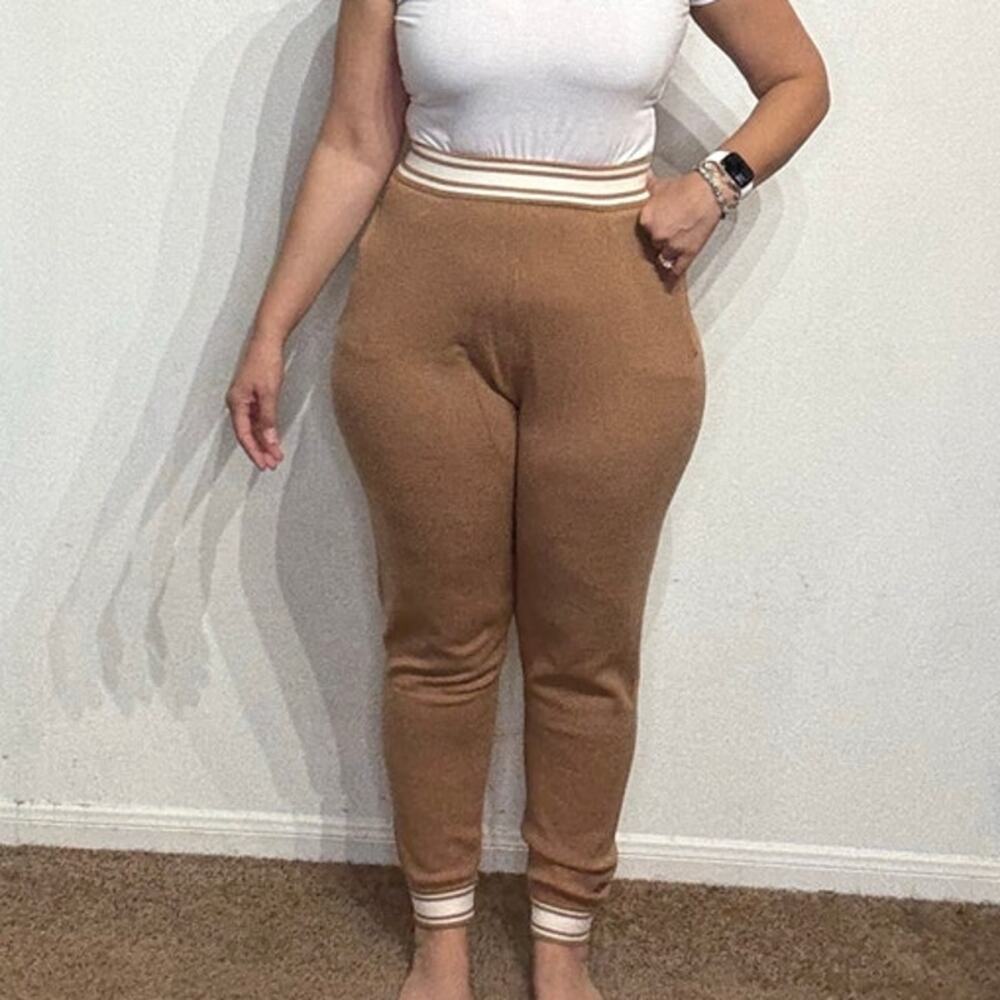 Victoria's Secret Pink Camel Varsity Knit Jogger Pants Sz M NWT